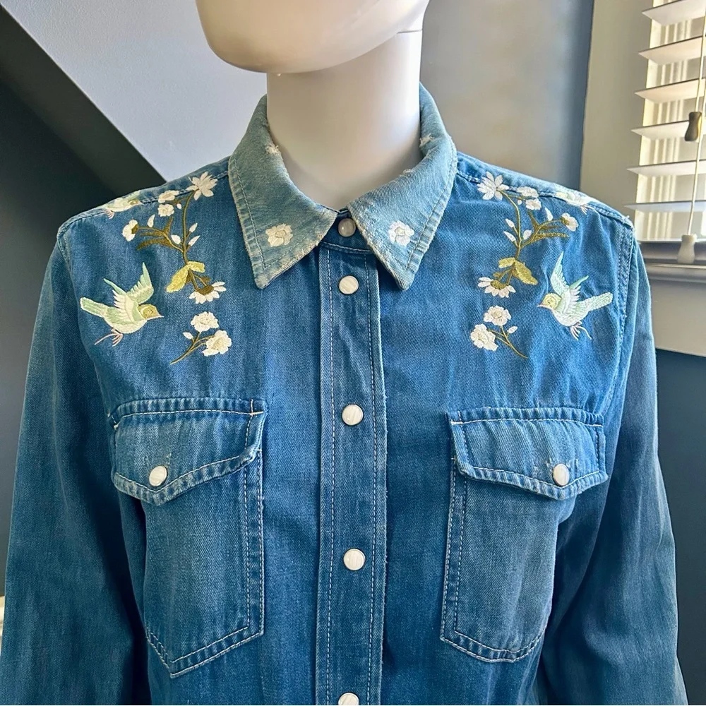 Seven 4 All Mankind Floral Embroidered Distressed Button Down Denim Top - Picture 5 of 16